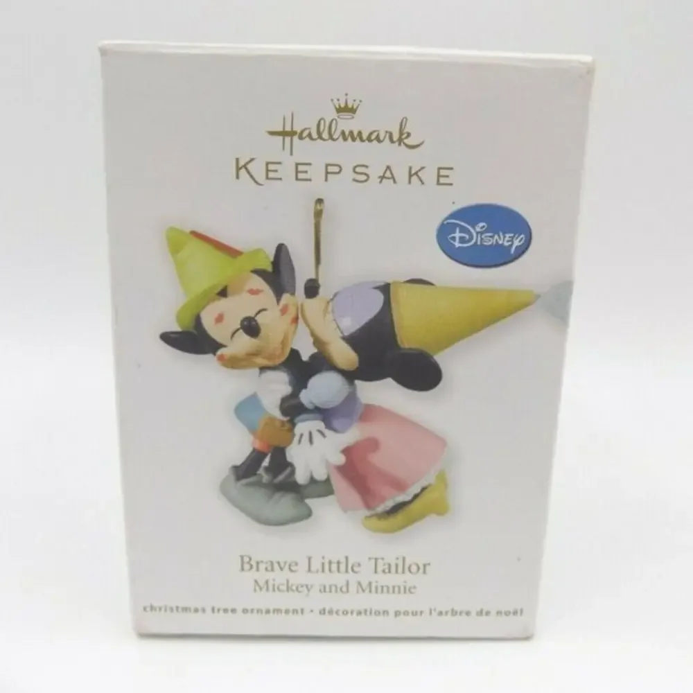 Hallmark Keepsake 2011 BRAVE LITTLE TAILOR Disney - Mickey & Minnie Ornament‎